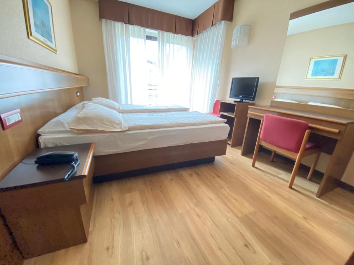 Sunlake Hotel Рива-дель-Гарда Экстерьер фото